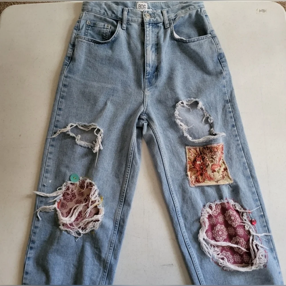 BDG Blue Boyfriend Jeans with Distressed Details - Picture 2 of 3